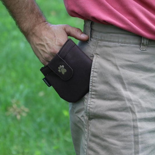 The Game Changing Pocket Pouch Dog Treat Bag - Woofhoof